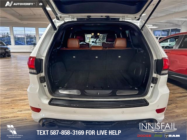 2014 Jeep Grand Cherokee SRT (Stk: P14768) in Airdrie - Image 12 of 25 2014 Jeep Grand Cherokee SRT (Stk: P14768) in Airdrie - Image 12 of 25