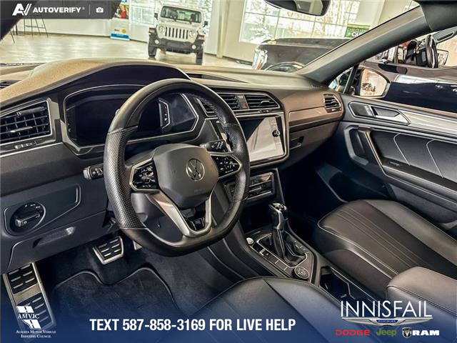 2023 Volkswagen Tiguan Comfortline R-Line Black (Stk: P14842) in Airdrie - Image 13 of 25 2023 Volkswagen Tiguan Comfortline R-Line Black (Stk: P14842) in Airdrie - Image 13 of 25