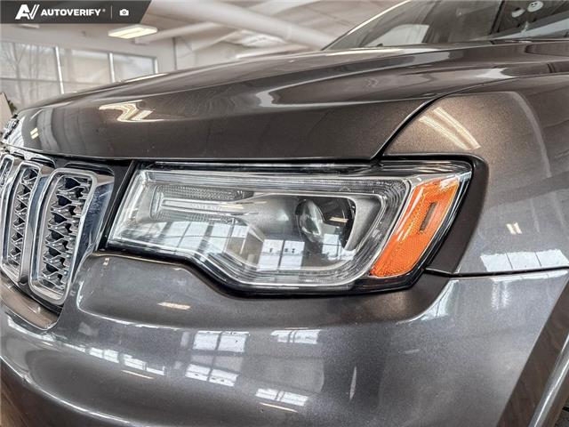 2020 Jeep Grand Cherokee Overland (Stk: P14938) in Airdrie - Image 8 of 25 2020 Jeep Grand Cherokee Overland (Stk: P14938) in Airdrie - Image 8 of 25