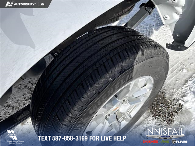 2025 Chevrolet Silverado 1500 LT (Stk: P1624) in Canmore - Image 7 of 26