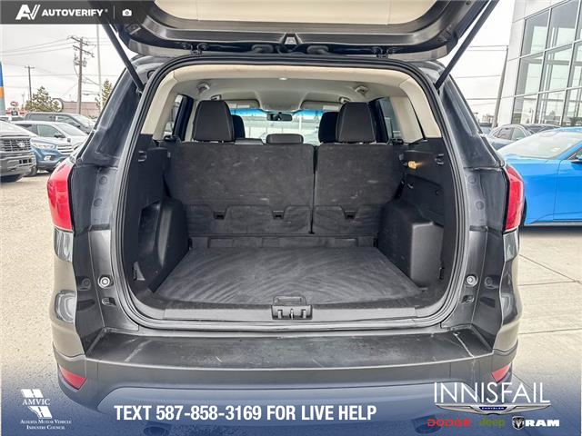 2019 Ford Escape SE (Stk: P7003) in Olds - Image 12 of 25