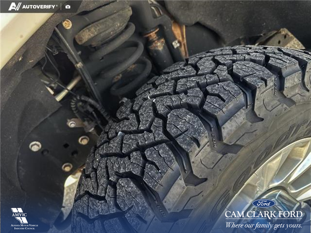 2020 Ford F-350 XLT (Stk: P7017) in Olds - Image 7 of 25