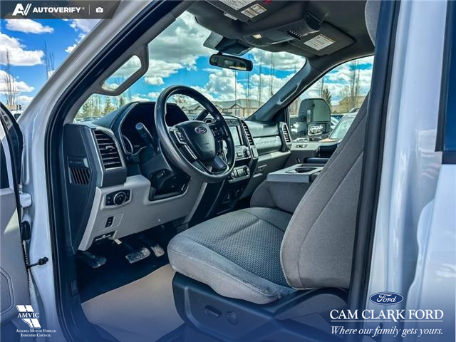 2020 Ford F-350 XLT (Stk: P7017) in Olds - Image 13 of 25