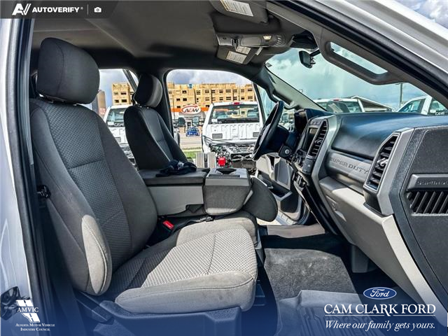 2020 Ford F-350 XLT (Stk: P7017) in Olds - Image 22 of 25