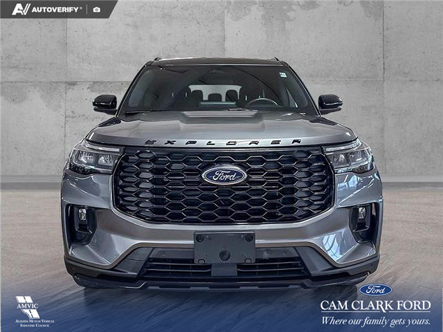 2025 Ford Explorer ST-Line (Stk: P15110) in Airdrie - Image 2 of 25
