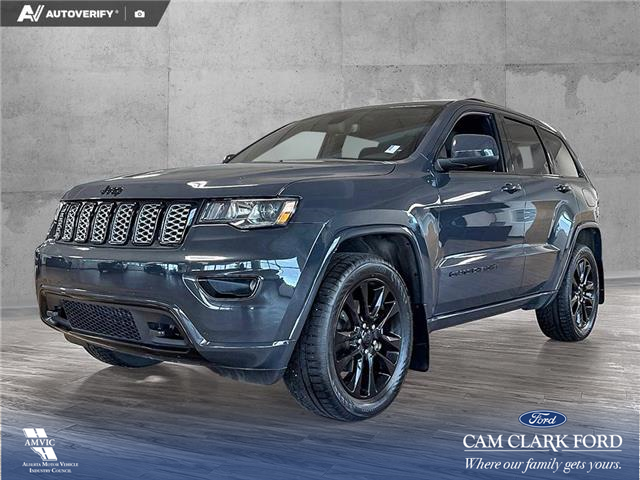 2018 Jeep Grand Cherokee Laredo (Stk: P15136) in Airdrie - Image 1 of 25