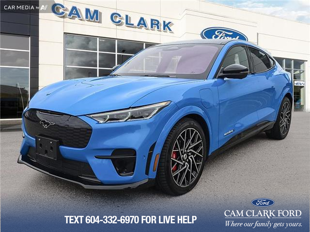 2022 Ford Mustang Mach-E GT Performance Edition (Stk: P13555) in North Vancouver - Image 1 of 26 2022 Ford Mustang Mach-E GT Performance Edition (Stk: P13555) in North Vancouver - Image 1 of 26