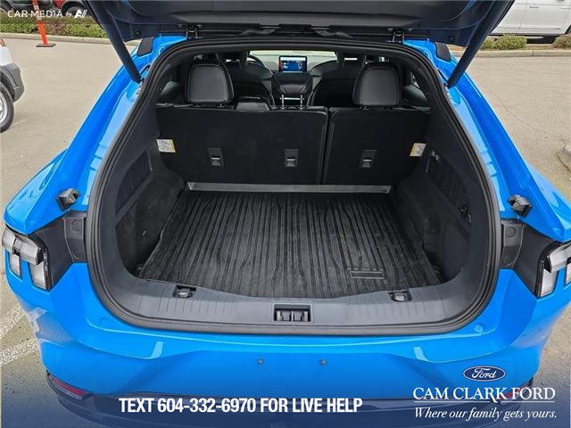 2022 Ford Mustang Mach-E GT Performance Edition (Stk: P13555) in North Vancouver - Image 15 of 26 2022 Ford Mustang Mach-E GT Performance Edition (Stk: P13555) in North Vancouver - Image 15 of 26