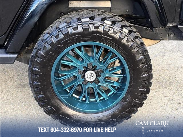 2016 Jeep Wrangler Unlimited Sahara (Stk: P13833A) in North Vancouver - Image 6 of 22