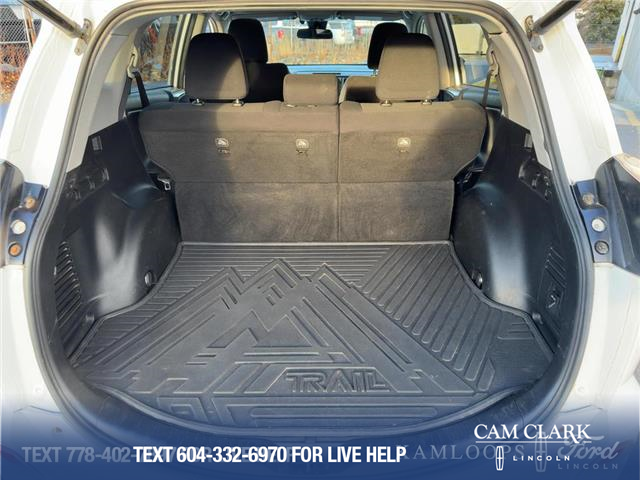 2018 Toyota RAV4  (Stk: R4537A) in Kamloops - Image 12 of 25