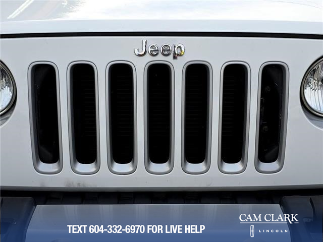 2018 Jeep Wrangler JK Unlimited Sahara (Stk: 25BR4655A) in North Vancouver - Image 9 of 22 2018 Jeep Wrangler JK Unlimited Sahara (Stk: 25BR4655A) in North Vancouver - Image 9 of 22