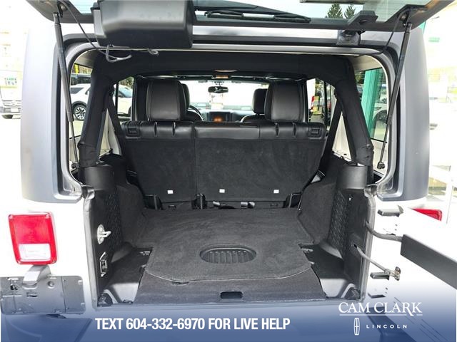 2018 Jeep Wrangler JK Unlimited Sahara (Stk: 25BR4655A) in North Vancouver - Image 12 of 22 2018 Jeep Wrangler JK Unlimited Sahara (Stk: 25BR4655A) in North Vancouver - Image 12 of 22