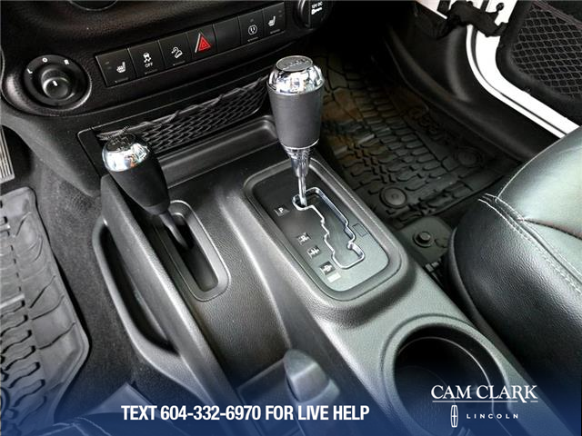 2018 Jeep Wrangler JK Unlimited Sahara (Stk: 25BR4655A) in North Vancouver - Image 17 of 22 2018 Jeep Wrangler JK Unlimited Sahara (Stk: 25BR4655A) in North Vancouver - Image 17 of 22