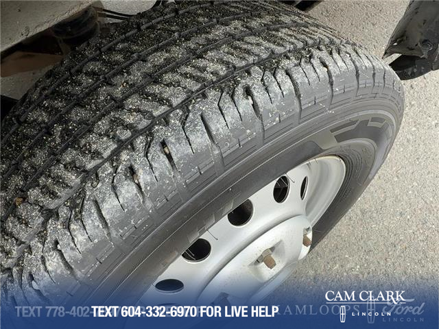 2022 Ford Transit-250 Cargo Base (Stk: 26P023) in Kamloops - Image 7 of 25