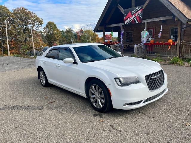 2015 Chrysler 300 Touring (Stk: u0955a) in Rawdon - Image 1 of 16