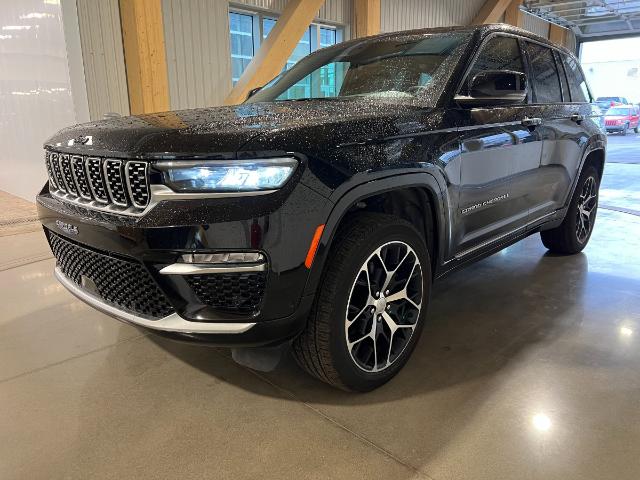 2022 Jeep Grand Cherokee Summit (Stk: acc002) in Québec - Image 1 of 45