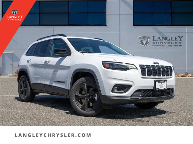 2023 Jeep Cherokee Altitude (Stk: P103210) in Surrey - Image 1 of 22