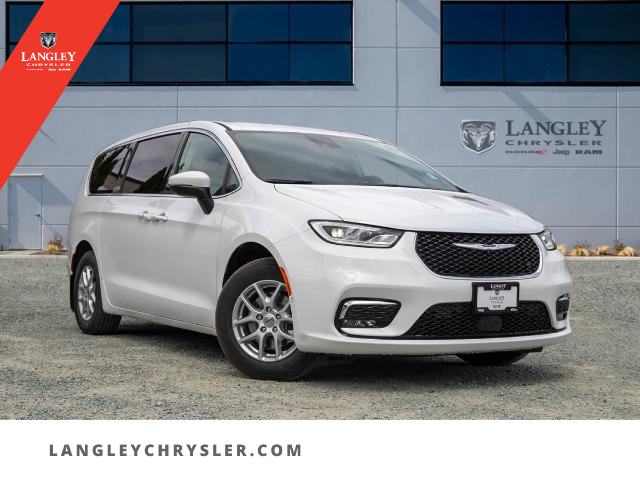 2023 Chrysler Pacifica Touring-L (Stk: P528547) in Surrey - Image 1 of 20