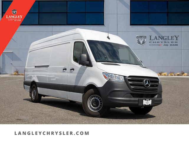 2023 Mercedes-Benz Sprinter 2500 High Roof 4-Cyl Diesel (Stk: LC1748) in Surrey - Image 1 of 15