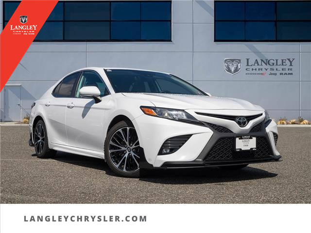 2019 Toyota Camry LE (Stk: LC2055) in Surrey - Image 1 of 23