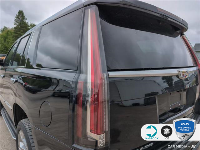 2017 Cadillac Escalade Luxury (Stk: FH182AXZ) in Sault Ste. Marie - Image 10 of 24