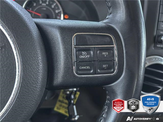 2015 Jeep Wrangler Unlimited Sahara (Stk: B250423XZ) in Hamilton - Image 12 of 21