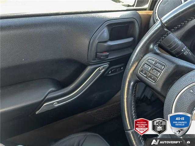 2015 Jeep Wrangler Unlimited Sahara (Stk: B250423XZ) in Hamilton - Image 13 of 21