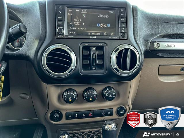 2015 Jeep Wrangler Unlimited Sahara (Stk: B250423XZ) in Hamilton - Image 15 of 21