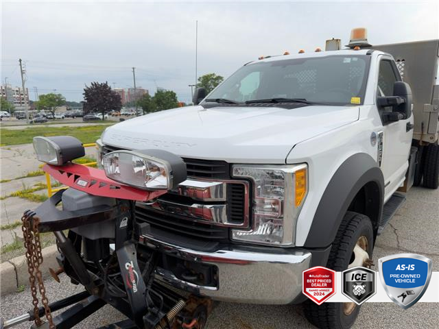 2017 Ford F-550 Chassis XLT (Stk: OFLP7428) in Oakville - Image 1 of 9