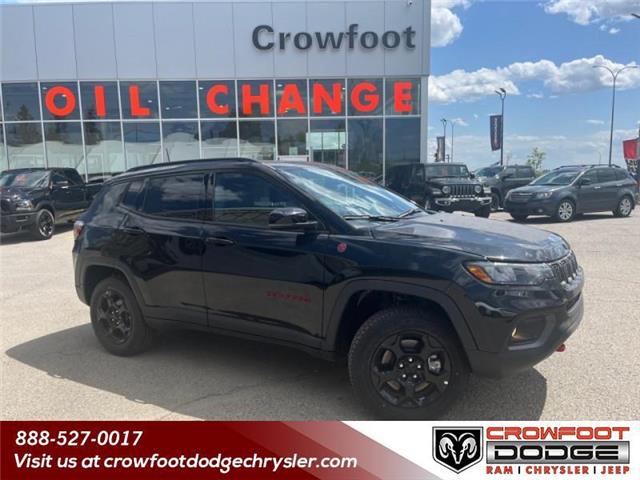 2023 Jeep Compass Trailhawk (Stk: J23515) in Calgary - Image 1 of 29