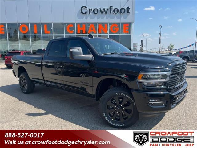 2023 RAM 2500 Laramie (Stk: 239013) in Calgary - Image 1 of 29