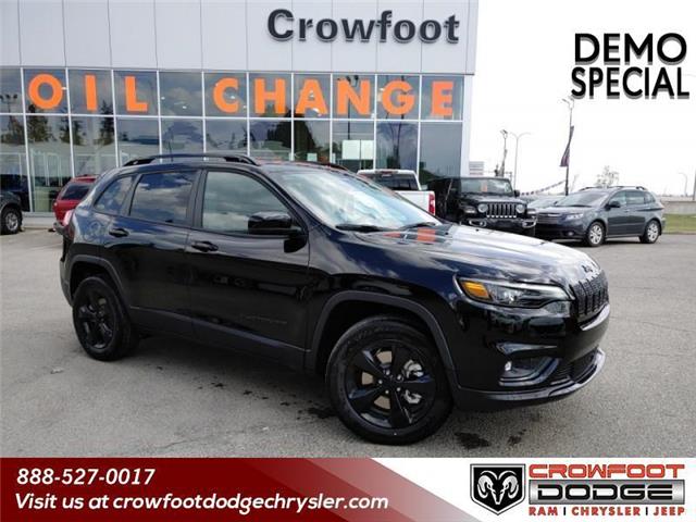 2023 Jeep Cherokee Altitude (Stk: J23301) in Calgary - Image 1 of 25