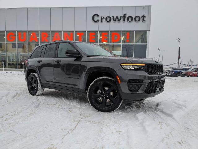 2024 Jeep Grand Cherokee Laredo (Stk: J24607) in Calgary - Image 1 of 25