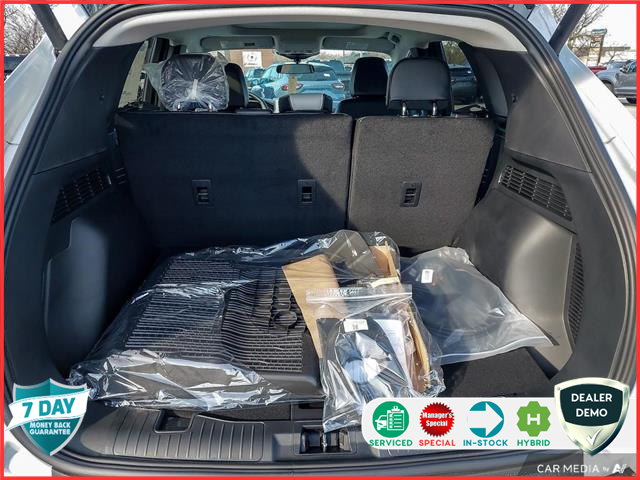2025 Ford Escape PHEV (Stk: 250034) in Hamilton - Image 10 of 23