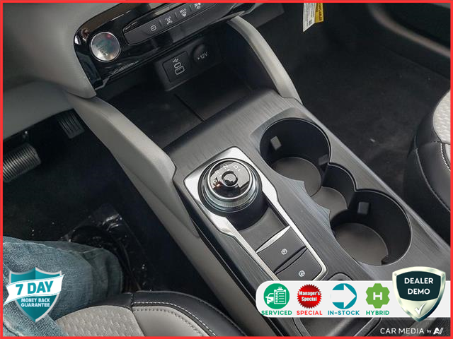 2025 Ford Escape PHEV (Stk: 250034) in Hamilton - Image 16 of 23