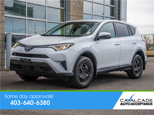 2016 Toyota RAV4 LE (Stk: R68106) in Calgary - Image 1 of 23