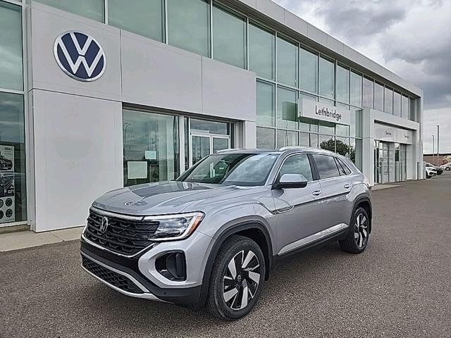 2024 Volkswagen Atlas Cross Sport 2.0 TSI Highline (Stk: 24009) in Lethbridge - Image 1 of 25