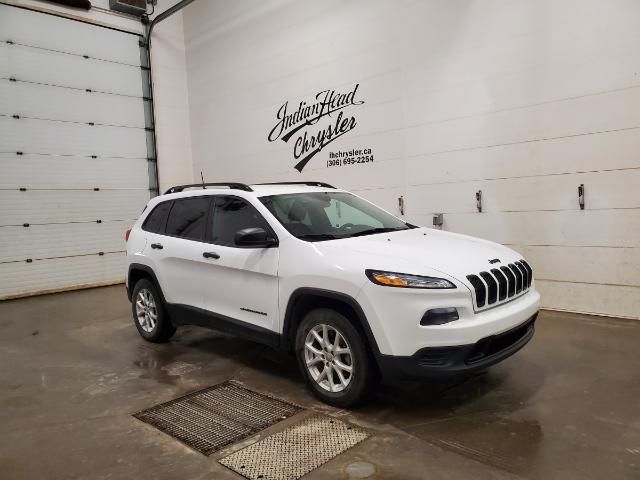 2017 Jeep Cherokee Sport (Stk: 11923A) in Indian Head - Image 1 of 59