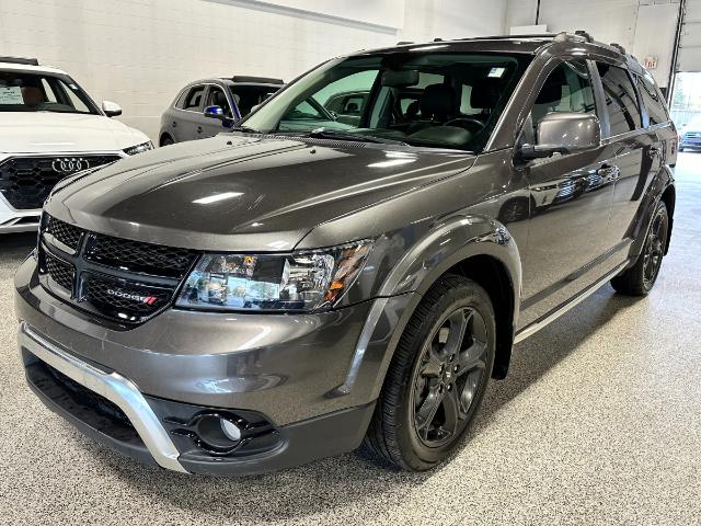 2018 Dodge Journey Crossroad (Stk: P13262A) in Calgary - Image 1 of 14