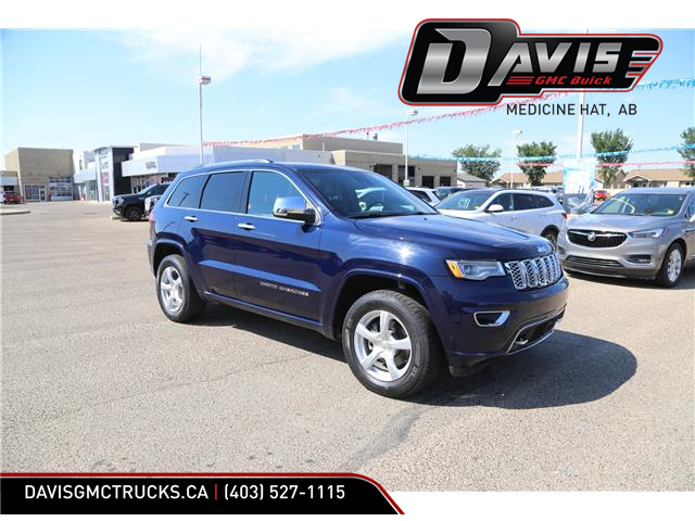 2017 Jeep Grand Cherokee Overland (Stk: 206067) in Medicine Hat - Image 1 of 19