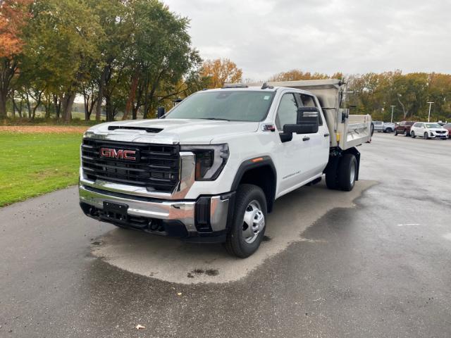 2024 GMC Sierra 3500HD Chassis Pro (Stk: 24-0130) in LaSalle - Image 1 of 19