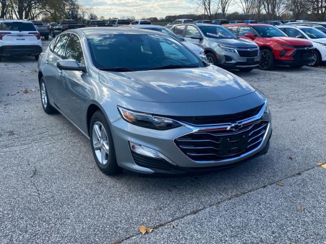 2024 Chevrolet Malibu LS (Stk: 24-0136) in LaSalle - Image 1 of 21