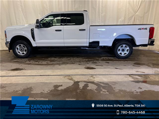 2025 Ford F-350 XLT (Stk: 25LT69) in St.Paul - Image 1 of 10