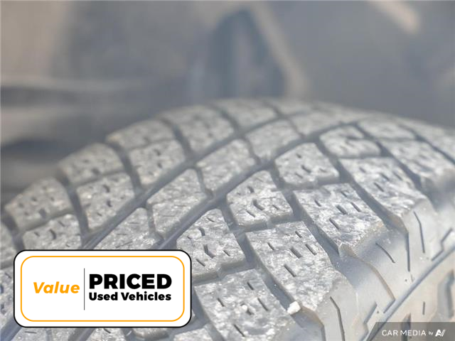 2019 Jeep Wrangler Unlimited Sahara (Stk: S1020A) in Hamilton - Image 7 of 27