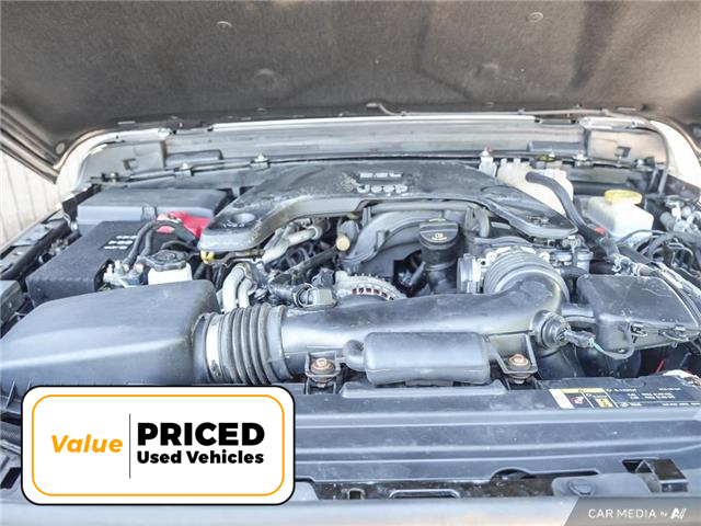 2019 Jeep Wrangler Unlimited Sahara (Stk: S1020A) in Hamilton - Image 8 of 27