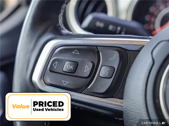 2019 Jeep Wrangler Unlimited Sahara (Stk: S1020A) in Hamilton - Image 19 of 27