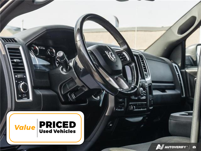 2021 RAM 1500 Classic SLT (Stk: 91701) in Brantford - Image 13 of 27