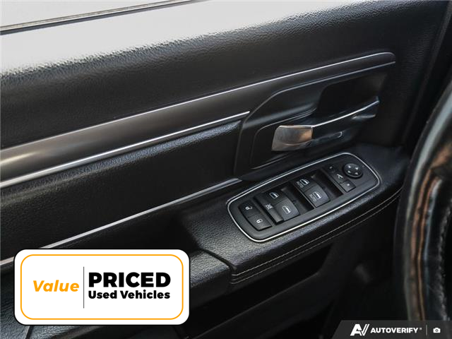 2021 RAM 1500 Classic SLT (Stk: 91701) in Brantford - Image 17 of 27