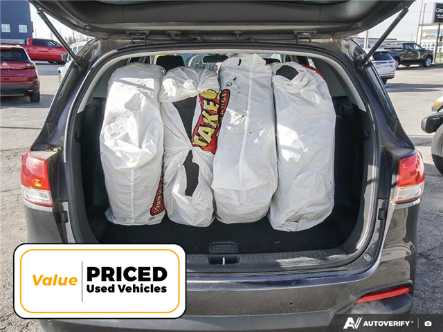 2016 Kia Sorento 2.4L LX (Stk: T4314A) in Brantford - Image 11 of 27