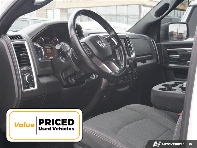 2021 RAM 1500 Classic SLT (Stk: T4400A) in Brantford - Image 13 of 27